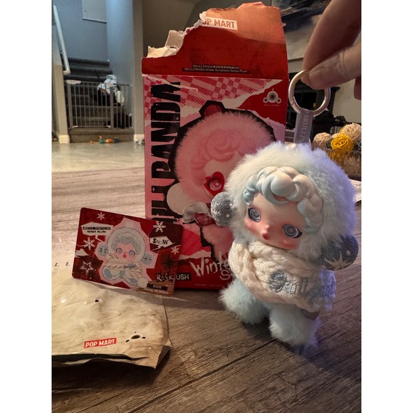 Authentic Pop Mart Skullpanda Winter Symphony‎ Song If Snow